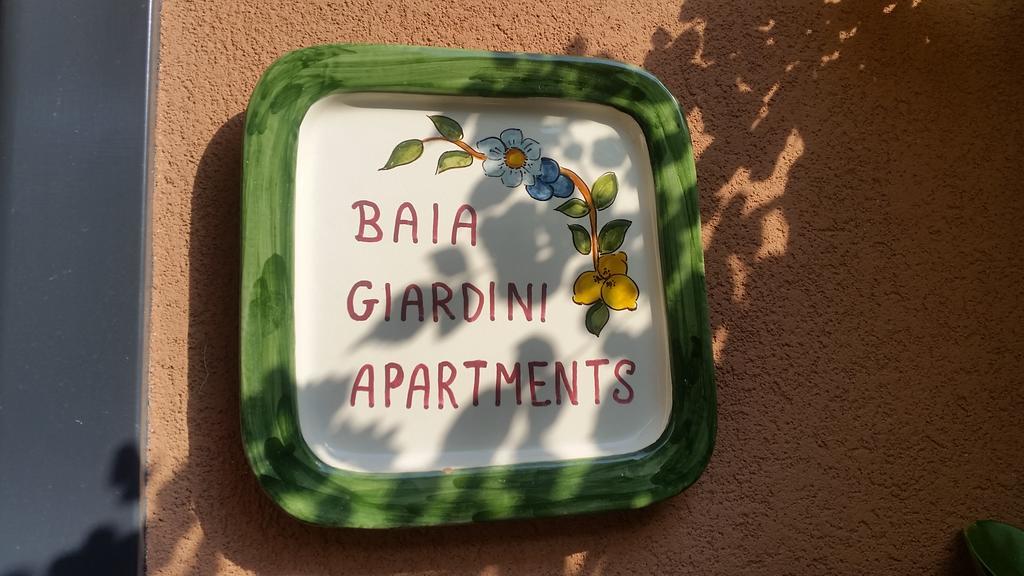 Baia Giardini Apartments Екстер'єр фото