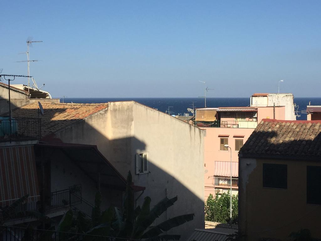 Baia Giardini Apartments Екстер'єр фото